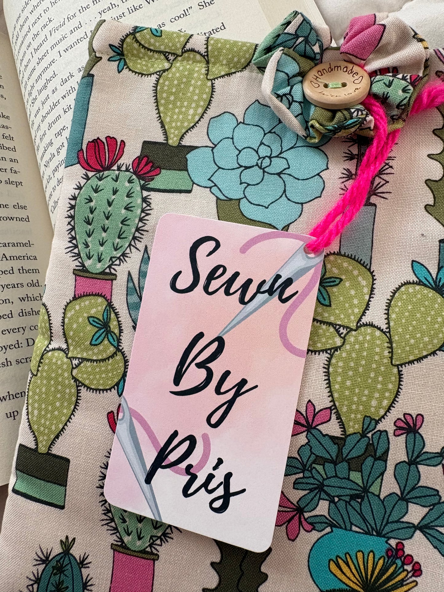 Succulents Paperback Sleeve