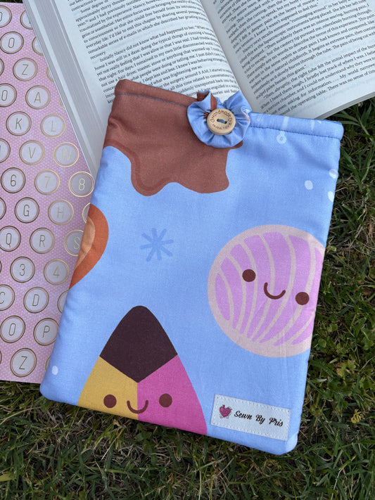 Panecitos Paperback Sleeve