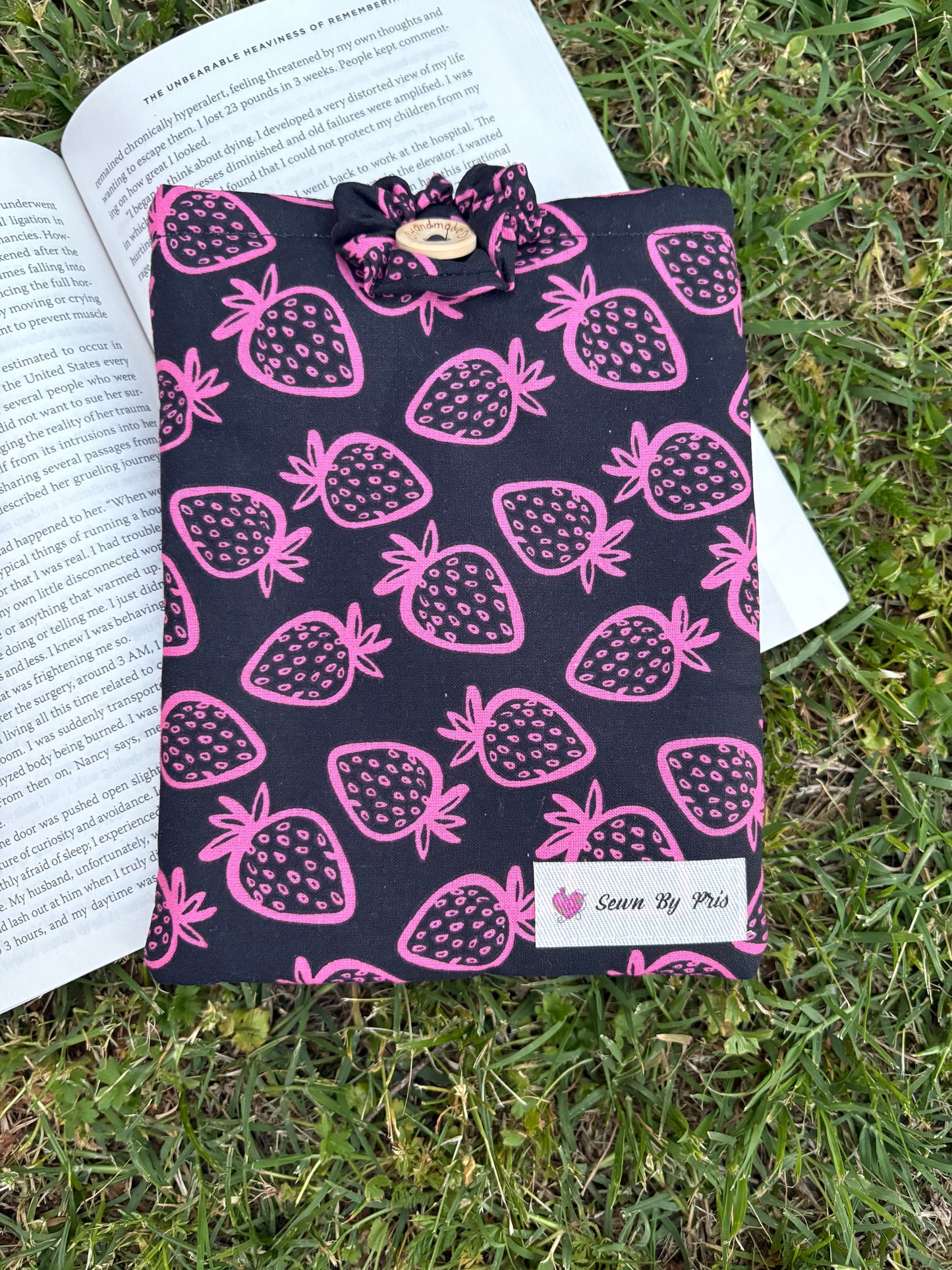 Strawberry Kindle Sleeve