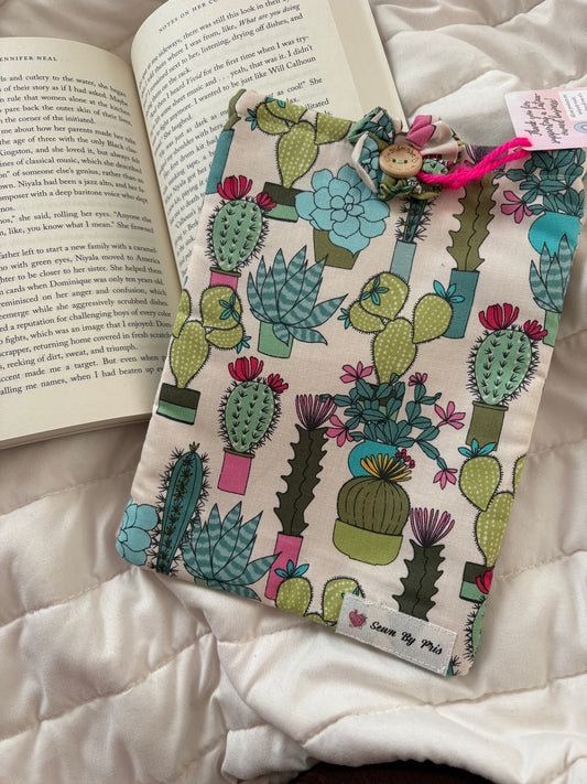 Succulents Paperback Sleeve