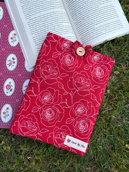 Rosas Paperback Sleeve