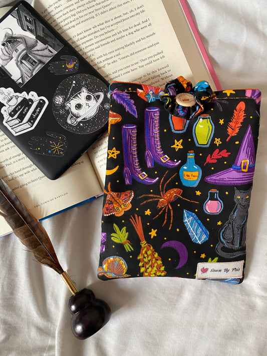 Bruja Kindle Sleeve