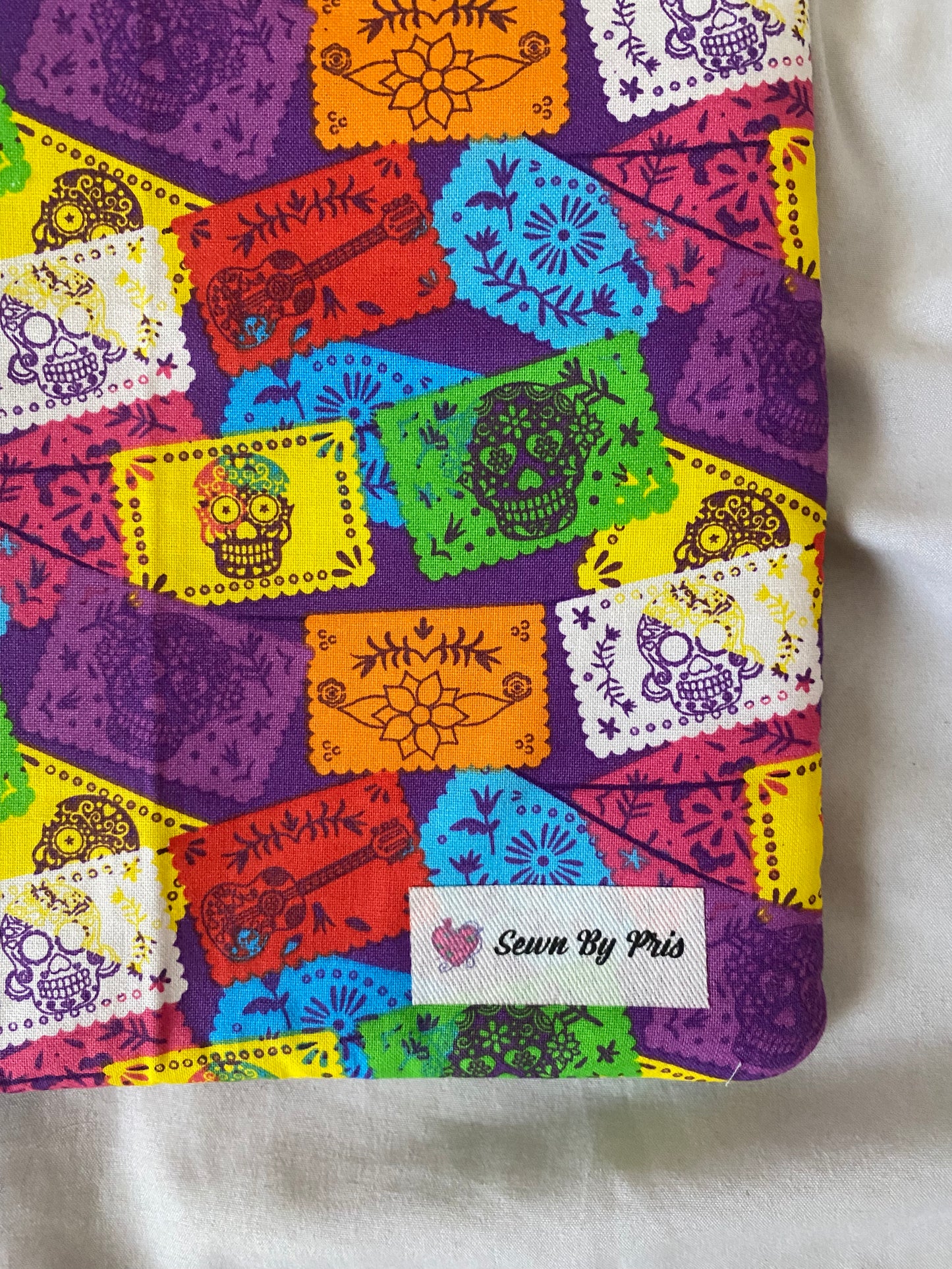 Papel Picado Morado Book Sleeve