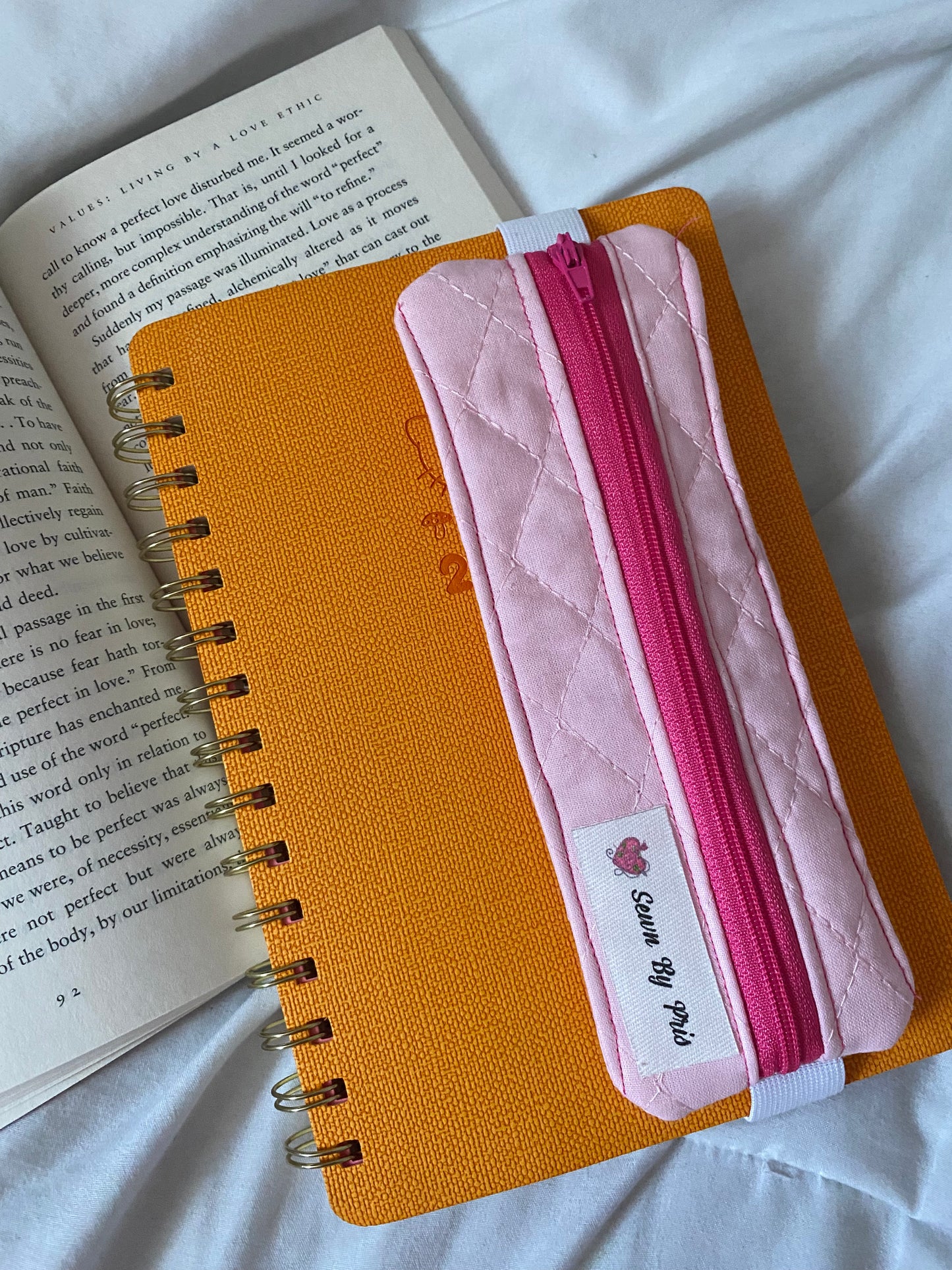 Quilted Blush Pen Pouch