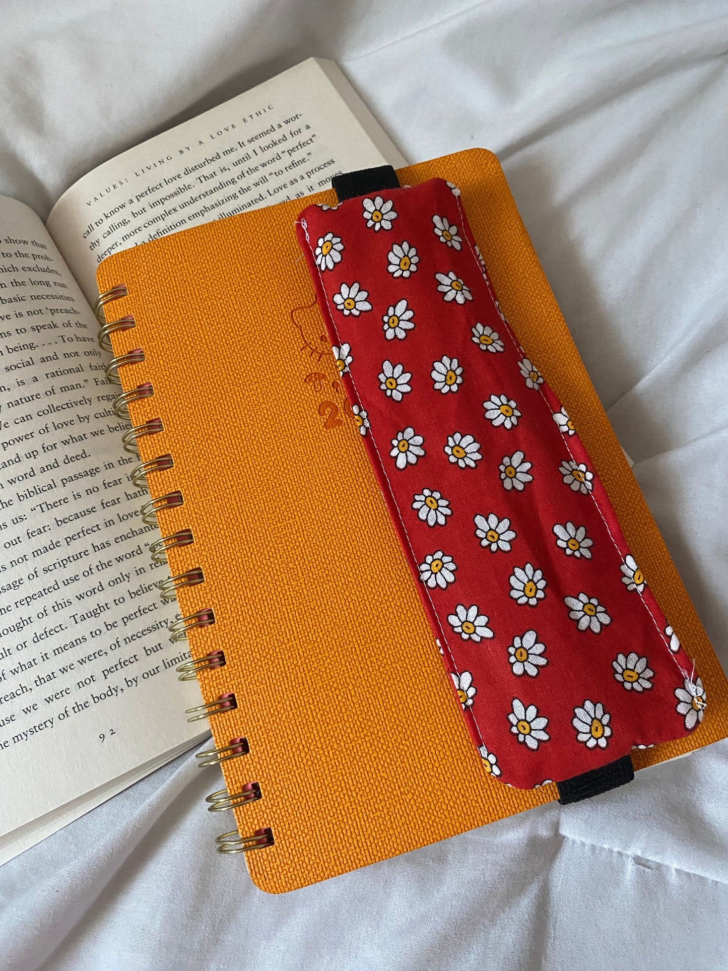 Red Daisies Pen Pouch