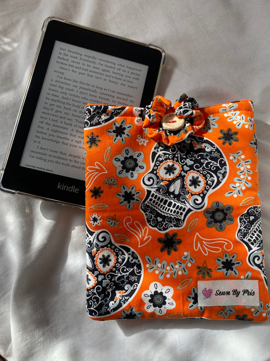 Calavera Floreado Kindle Sleeve